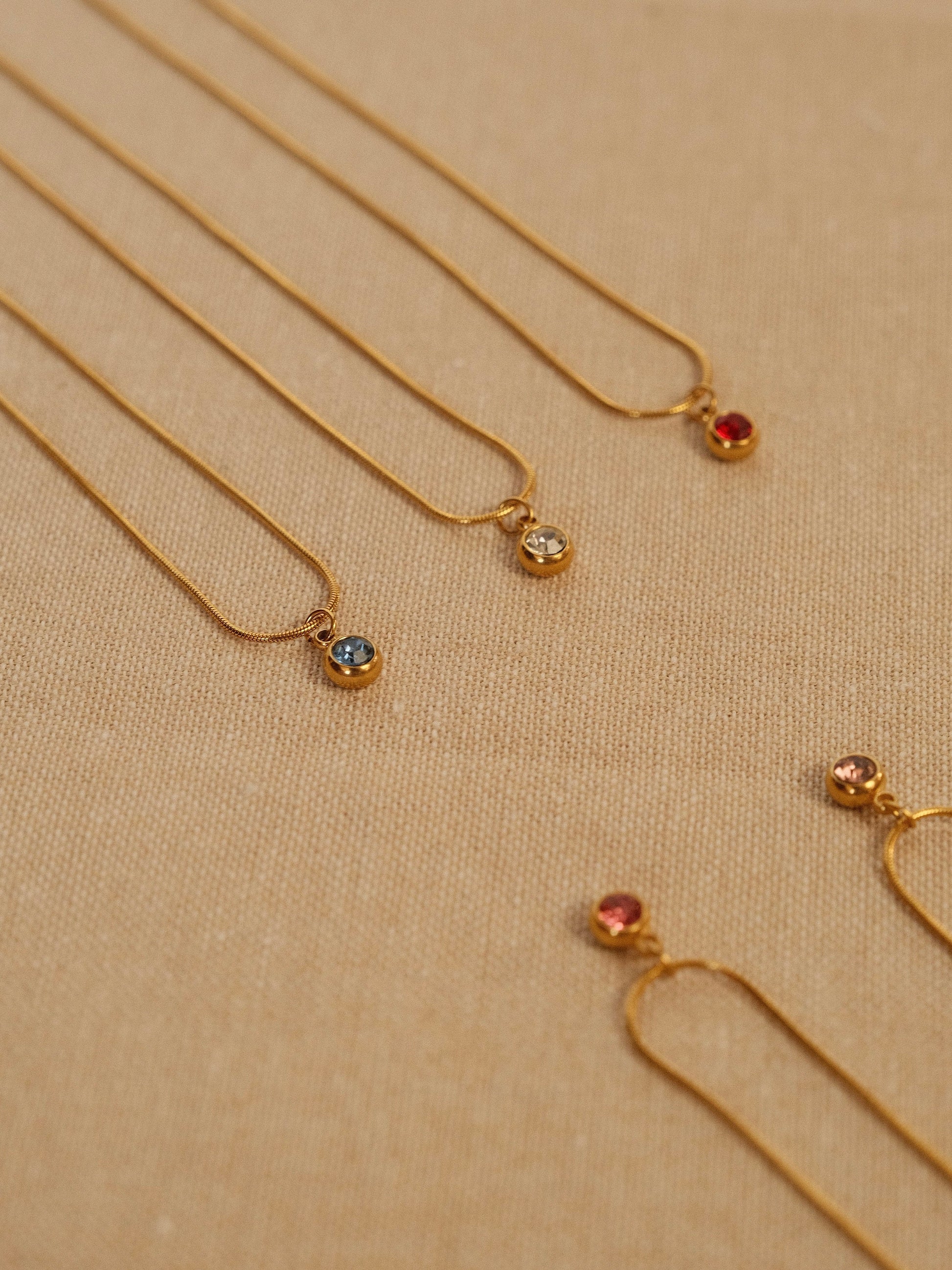Round Dainty Birthstone Necklace, 18k gold gemstone necklace jewelry, Gold Round Dimond Necklace, Personalized Necklace gifts