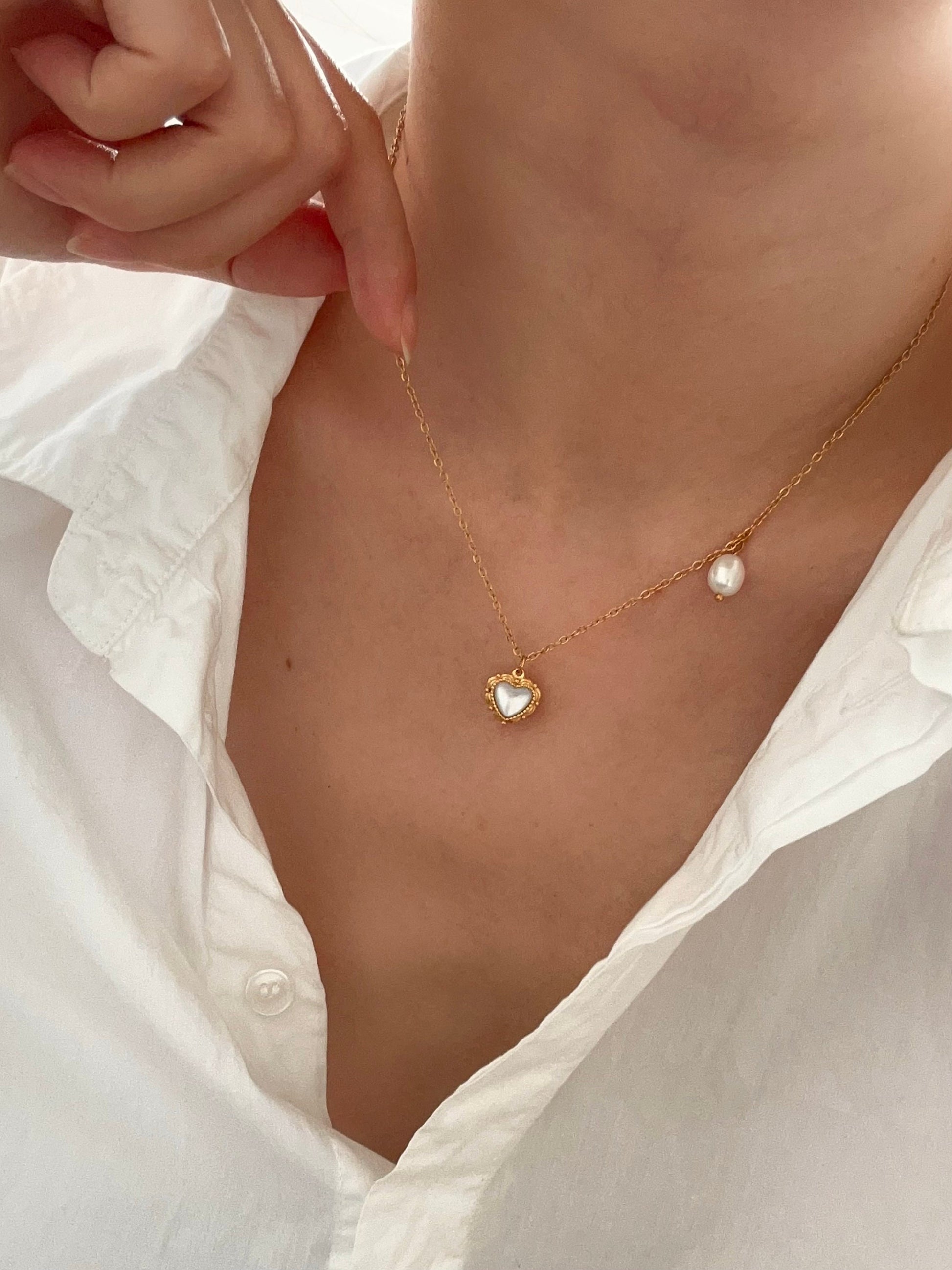 Gold Heart Necklace, Waterproof tarnish Resistant necklace, Mother of Pearl Necklace, Love Necklace, 18k Gold Pendant Necklac
