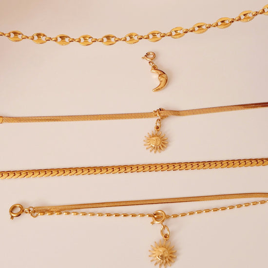 18k gold stainless steel Bracelets, waterproof tarnish resistant bracelets, minimalist bracelet, gold herringbone bracelets, 