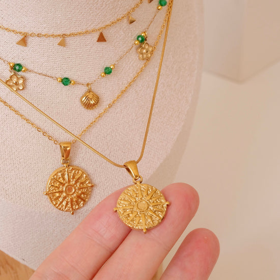Green Aventurine Satellite Necklace, North Star Necklace, Layering Necklace, Green Gemstone Beaded Chain Necklace, Gold Water