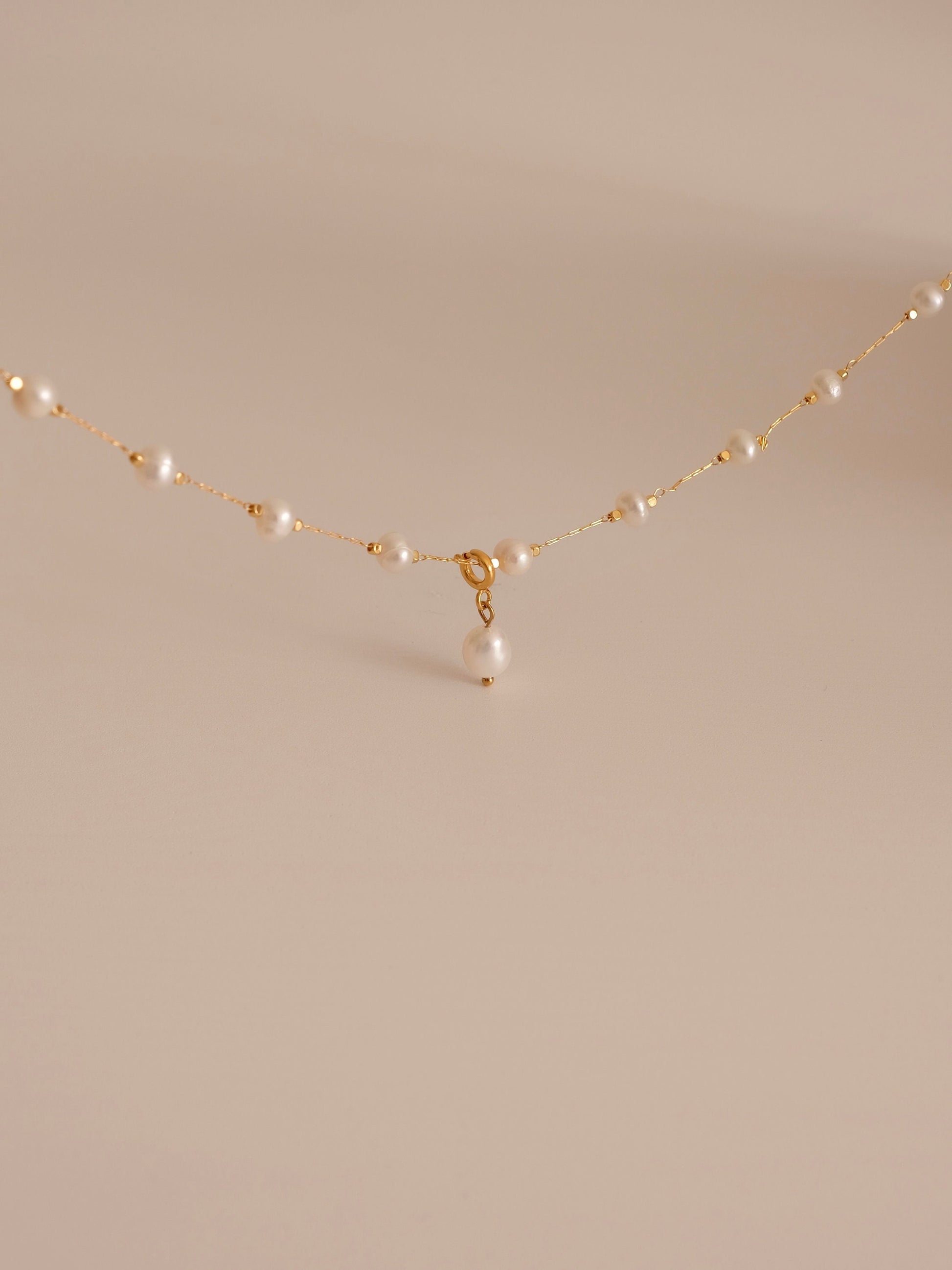 Gold Real Pearl Beaded Necklace, 6A Freshwater Pearl Minimal Necklace, Handmade Jewelry for Women, 18K Gold Pearl Beads Neckl
