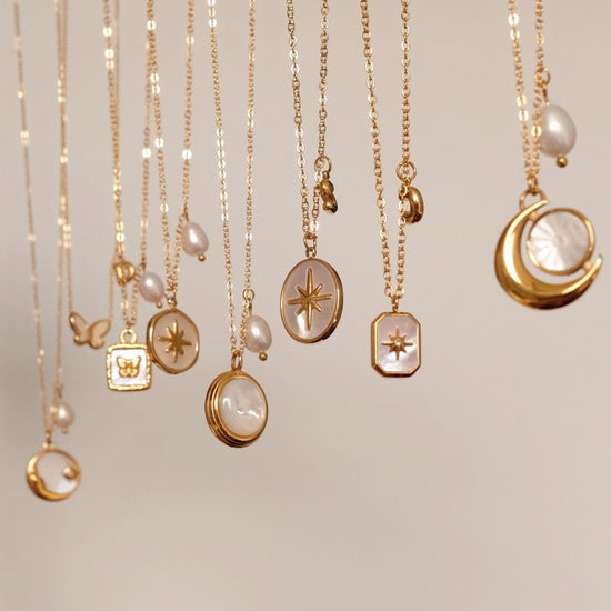 Gold mother of pearl pendant necklaces, 18k gold star necklace, waterproof tarnish resistant necklace, gold jewelery for wome