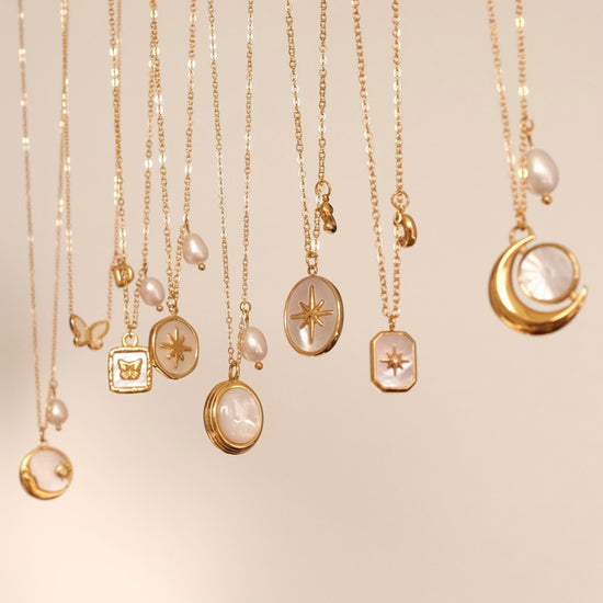 Gold mother of pearl pendant necklaces, 18k gold star necklace, waterproof tarnish resistant necklace, gold jewelery for wome