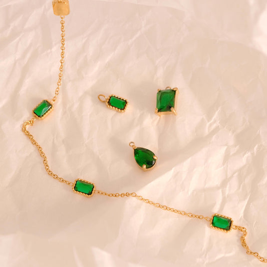 Dainty Emerald Necklace, Green Emerald Choker, Emerald Jewelry, Emerald Pendant Necklace, May Birthstone Necklace, Waterproof
