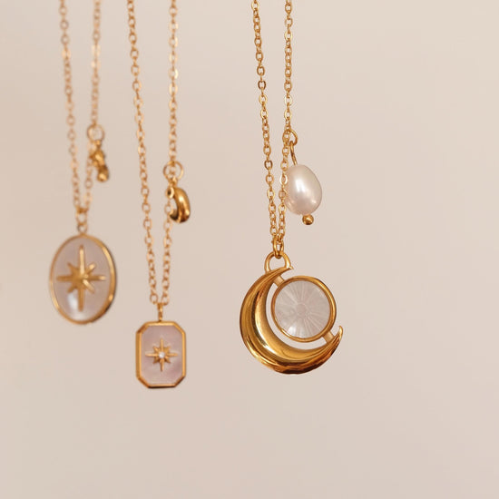 Gold mother of pearl pendant necklaces, 18k gold star necklace, waterproof tarnish resistant necklace, gold jewelery for wome