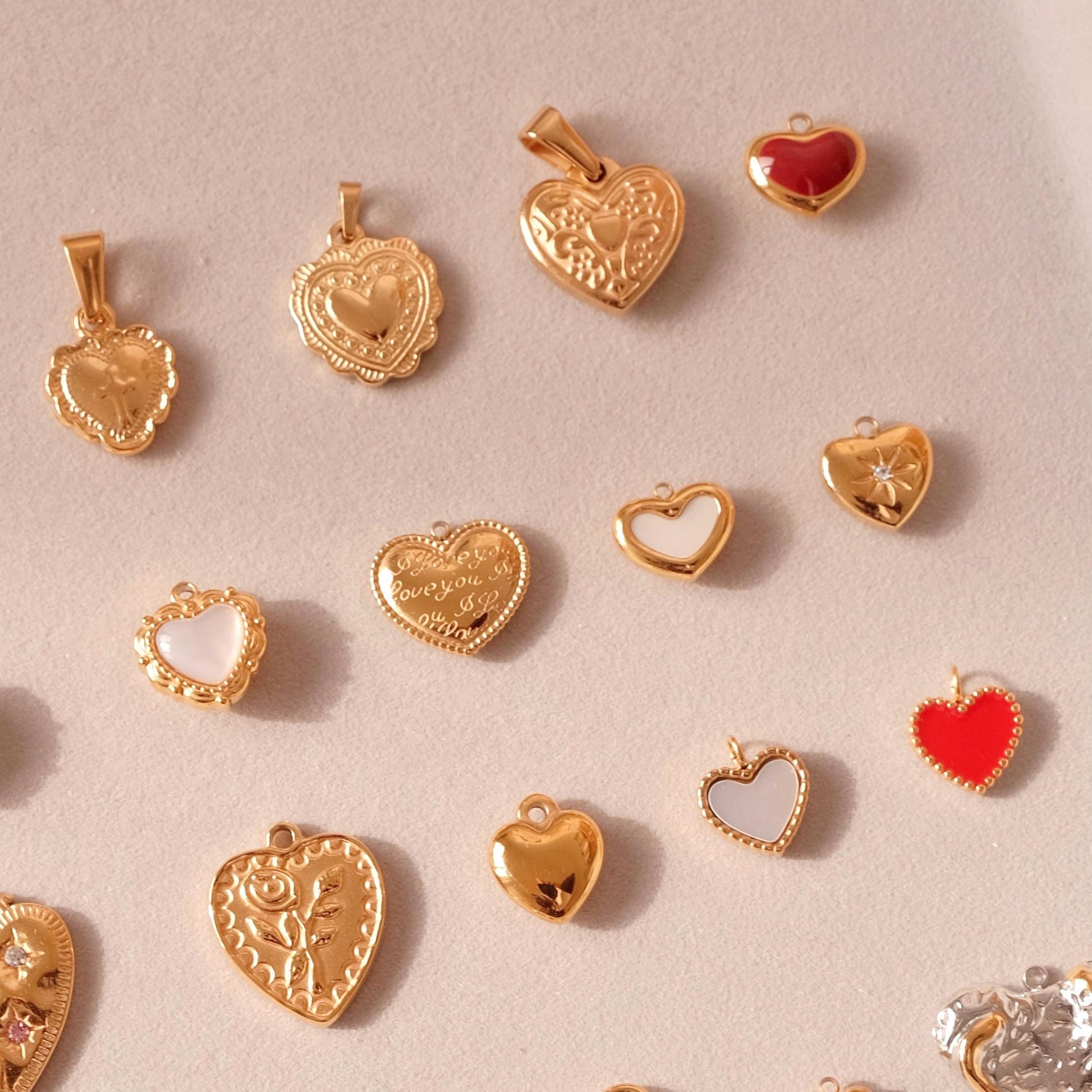 18K Gold Heart Pendant Necklace, Waterproof Tarnish Resistant Necklace, Love Necklace, Dainty Necklace, Gold Jewelry, gift fo