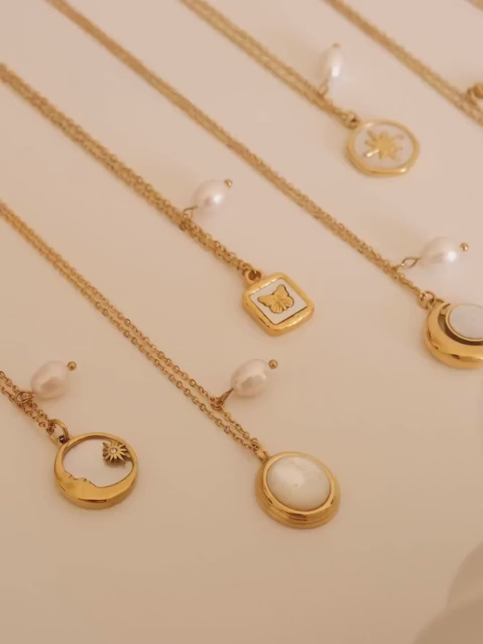 Gold mother of pearl pendant necklaces, 18k gold star necklace, waterproof tarnish resistant necklace, gold jewelery for wome